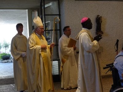 20-jahre-hand-fuer-afrika-festgottesdienst-53